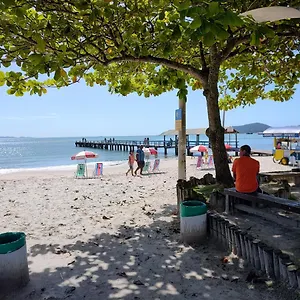 https://praia-de-canasvieiras-florianopolis.santa-catarina-brasil.com